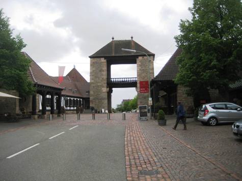 Das Weintor in Schweigen